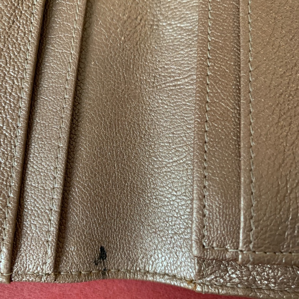 Chanel Lambskin Bifold wallet silver rose - Picture 5 of 8